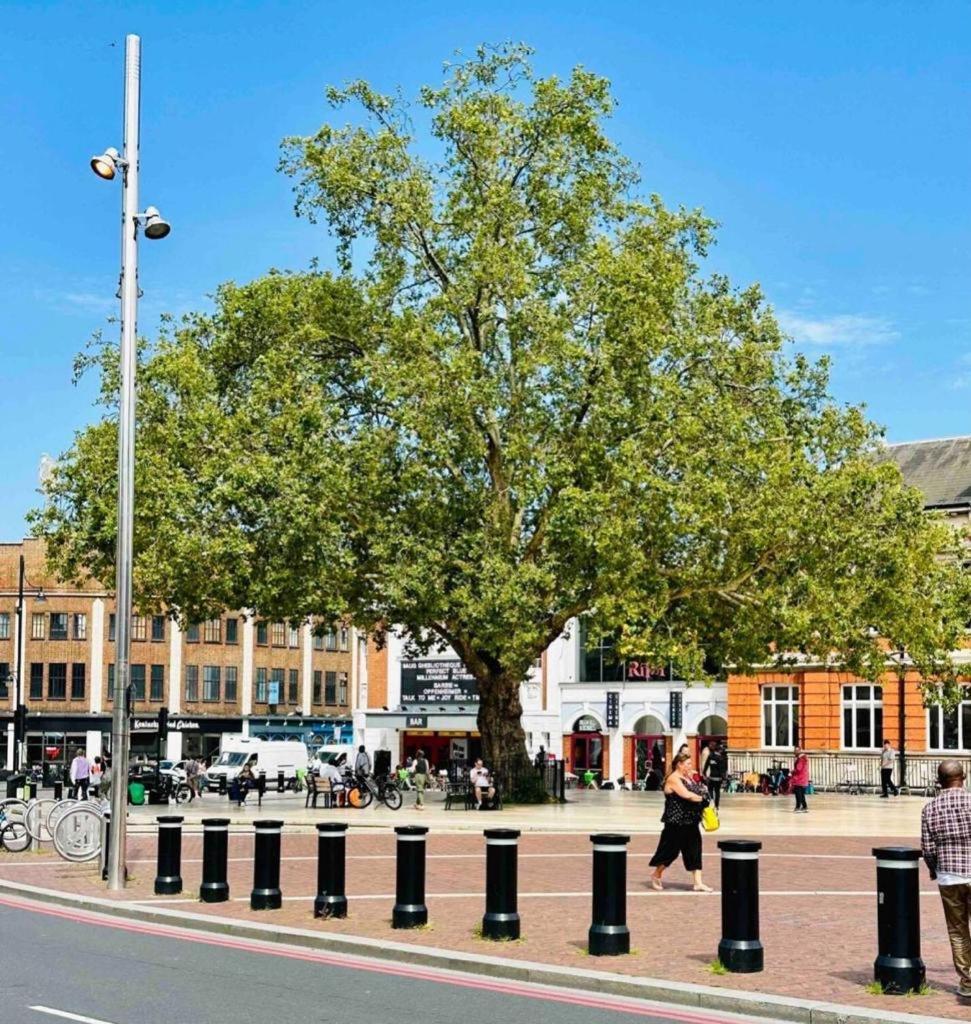 Stylish 2 Bedrooms Flat Sleeps 6 & Garden London Zone 2 Cls Central Exterior foto