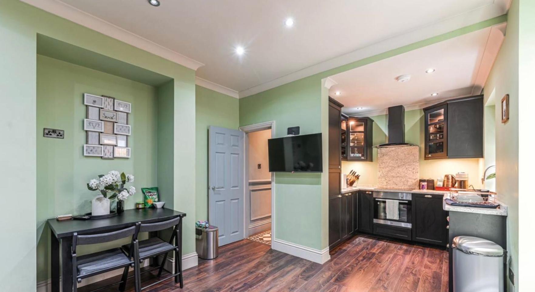 Stylish 2 Bedrooms Flat Sleeps 6 & Garden London Zone 2 Cls Central Exterior foto